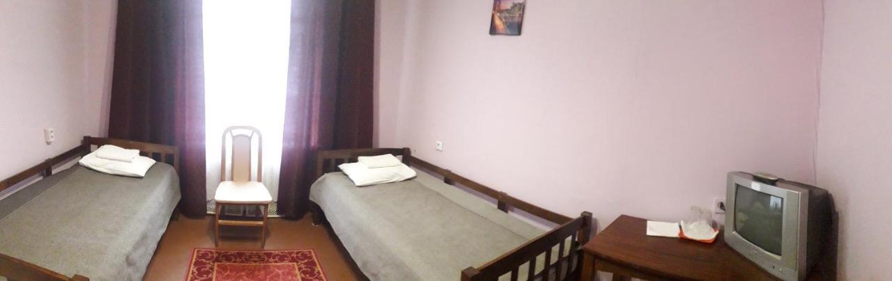 Kolos Hotel Obolon Kiev Exterior foto