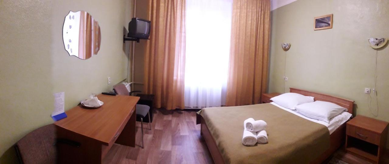 Kolos Hotel Obolon Kiev Exterior foto